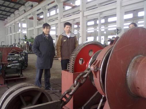 南京油运公司到我公司验收锚机、绞车产品