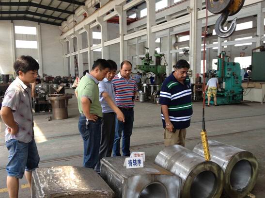 外国客商到我司验收轴舵系产品